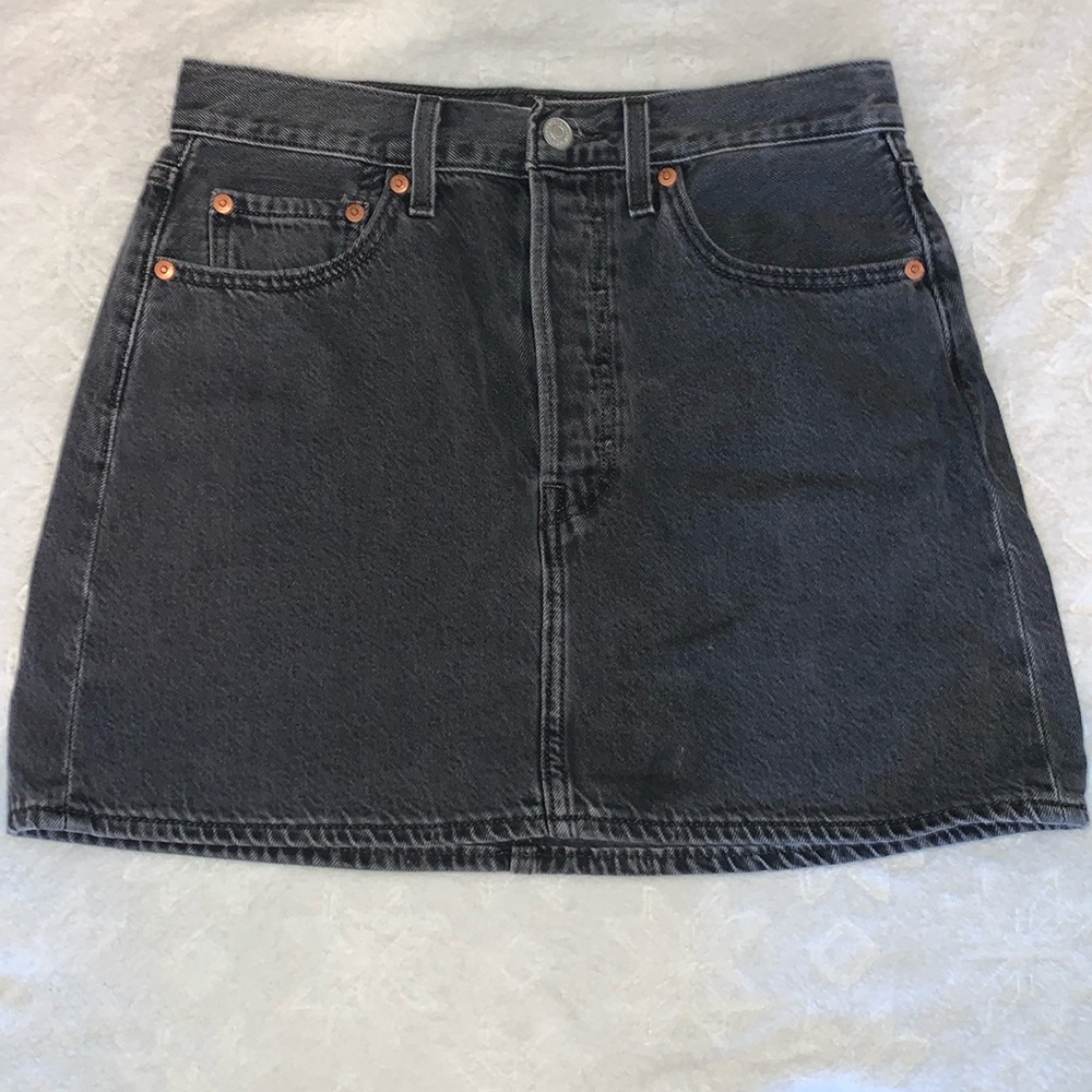 Levi’s rib cage jean skirt
